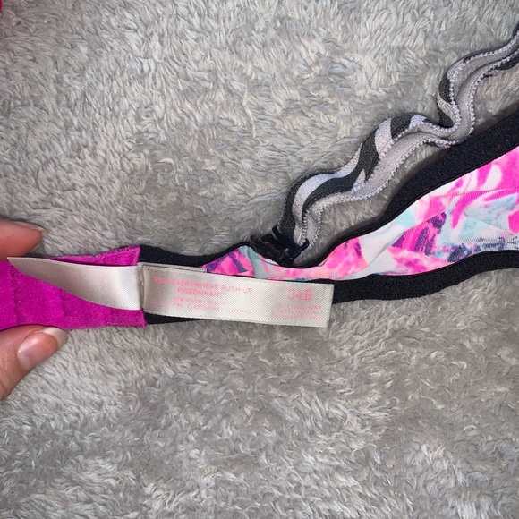 VS PINK pushup bra - Picture 3 of 3